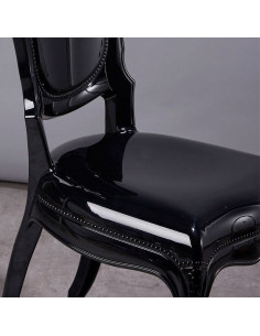 Chaises royales Crown Noir  Description Ce fauteuil haut de gamme d...