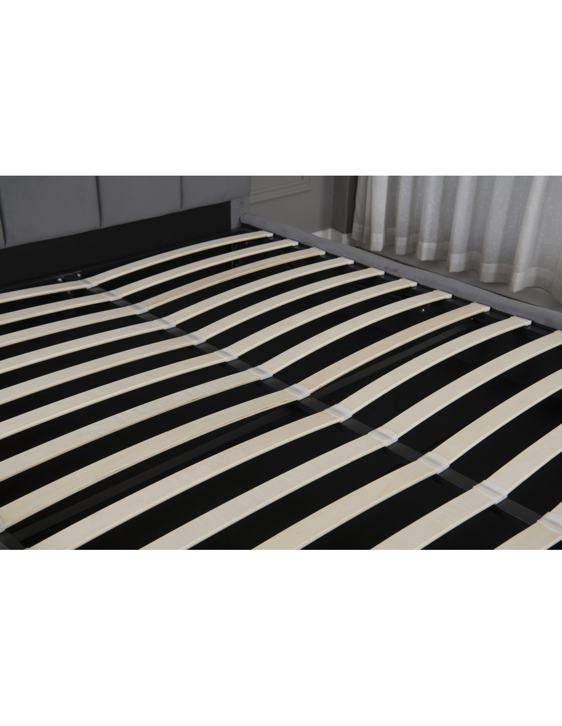 Lit Coffre ZENO en Velours Noir ou Gris Foncé – Design Moderne et Rangement Intégré Lit Coffre ZENO en Velours Noir ou Gris Foncé – Design Moderne et Rangement Intégré