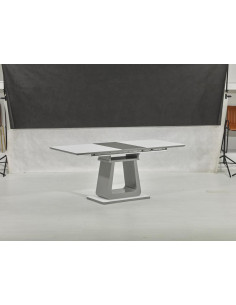 1 Table à manger laqué extensible